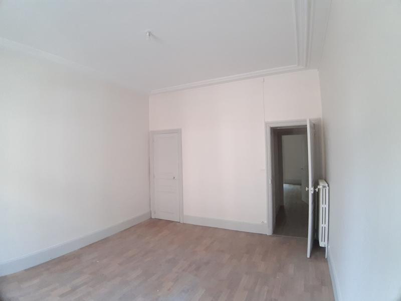 Appartement - 167 m² - 5 pièces