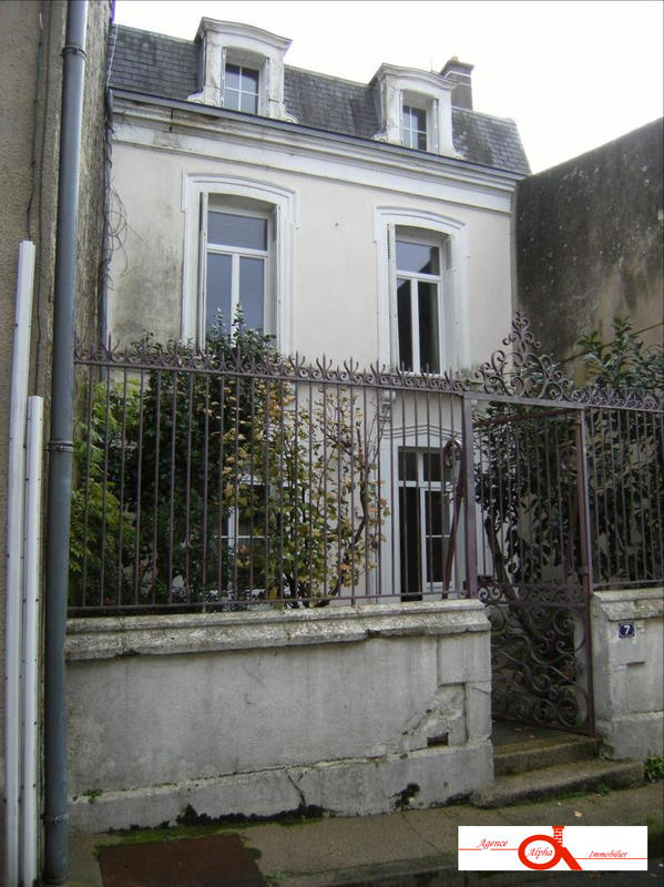 Maison - 100 m² - 5 pièces