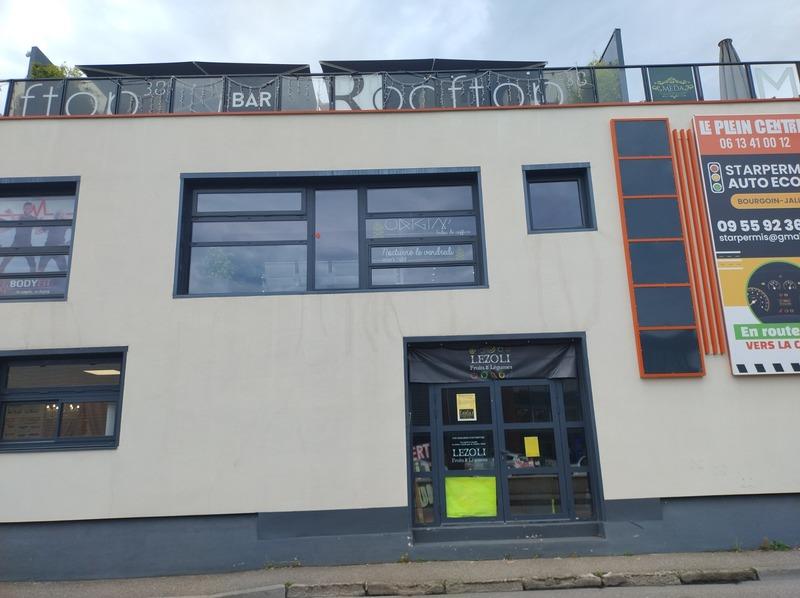 Local commercial - 75 m² - 1 pièce