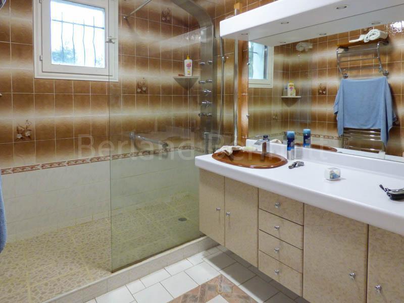 Pavillon - 195 m² - 10 pièces