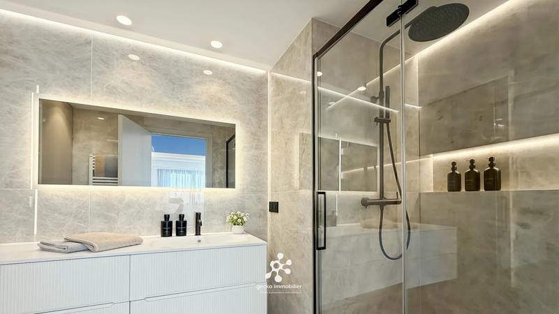 Appartement - 83 m² - 3 pièces