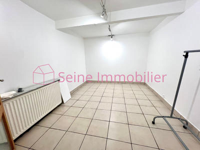 Local commercial - 42 m² - 3 pièces