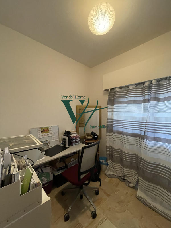 Villa - 302 m² - 10 pièces