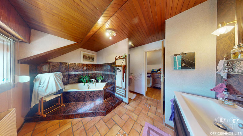 Maison - 151 m² - 5 pièces