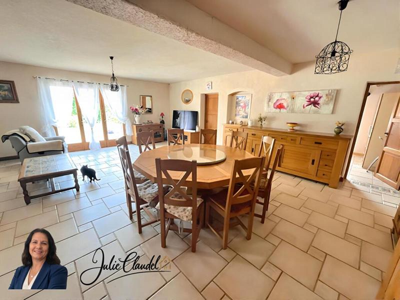 Maison - 170 m² - 5 pièces