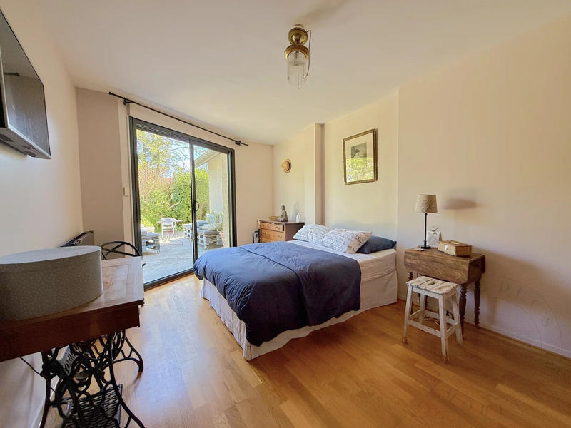 Villa - 200 m² - 8 pièces