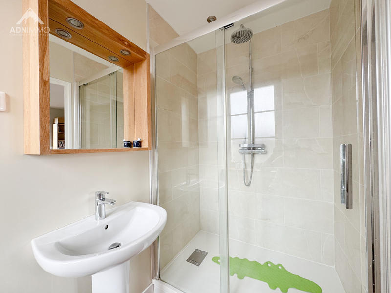 Maison - 429 m² - 10 pièces