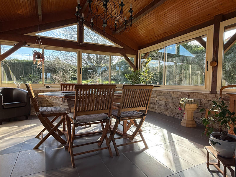 Maison - 80 m² - 5 pièces