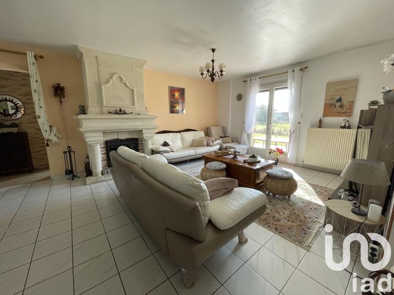 Maison - 240 m² - 8 pièces