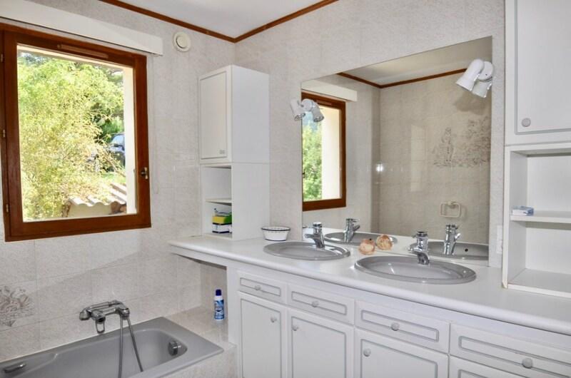 Maison - 143 m² - 5 pièces