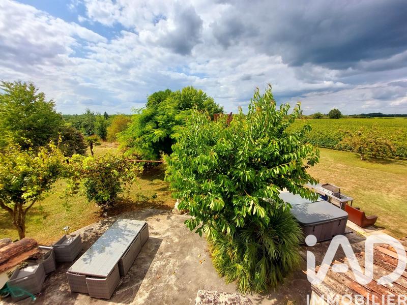 Maison - 430 m² - 12 pièces