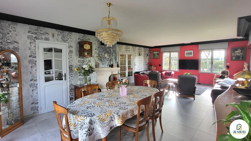Maison - 195 m² - 6 pièces