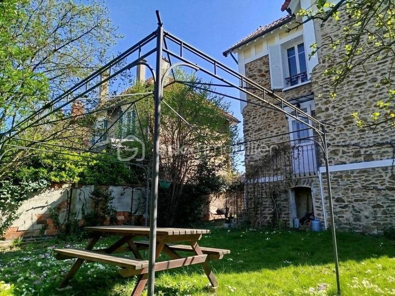 Maison ancienne - 105 m² - 6 pièces