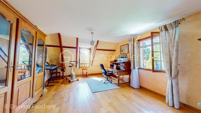 Demeure - 320 m² - 10 pièces