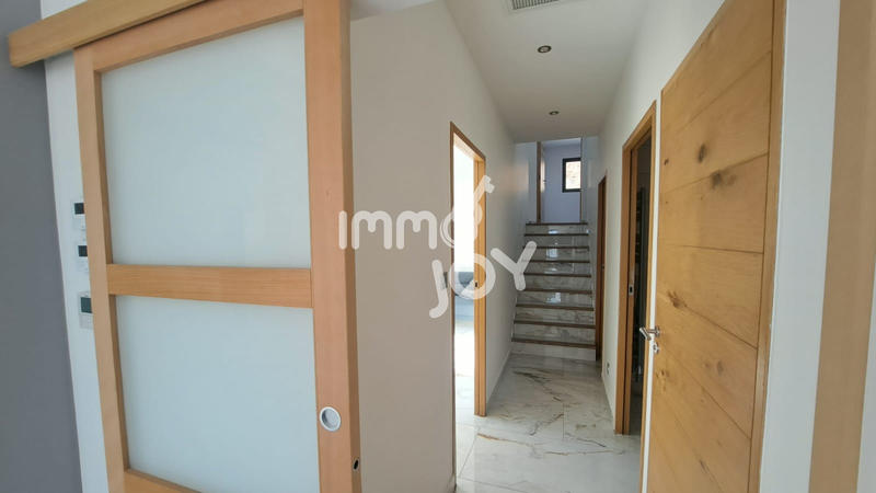 Villa - 130 m² - 5 pièces