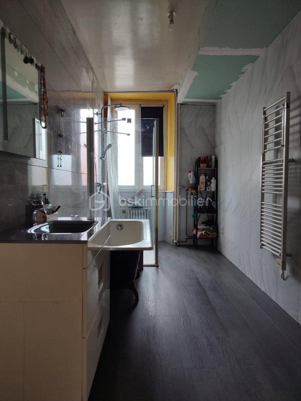 Maison de ville - 212 m² - 7 pièces