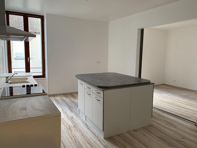 Appartement - 82 m² - 3 pièces