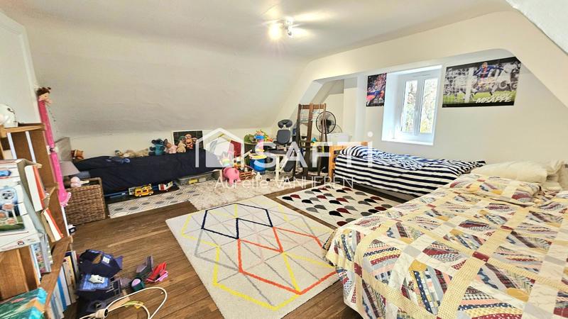 Maison - 175 m² - 7 pièces