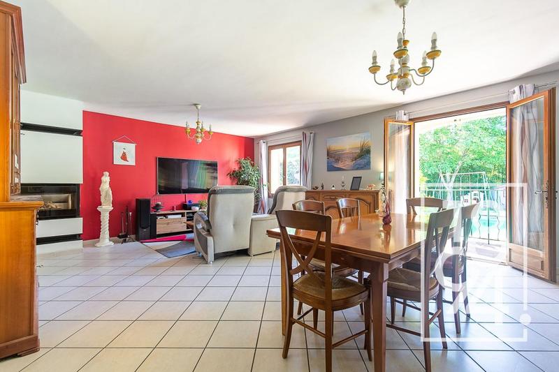 Maison - 125 m² - 6 pièces