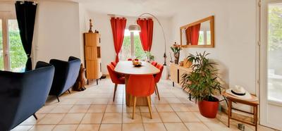 Maison - 110 m² - 5 pièces