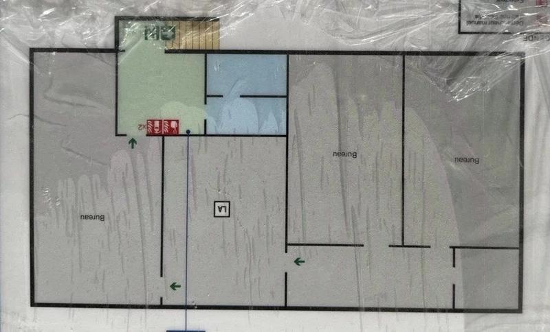 Bureau - 83 m² - 4 pièces