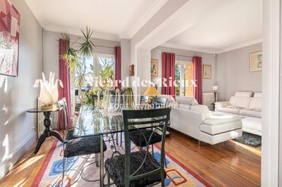 Maison ancienne - 180 m² - 9 pièces