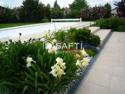 Maison - 147 m² - 4 pièces