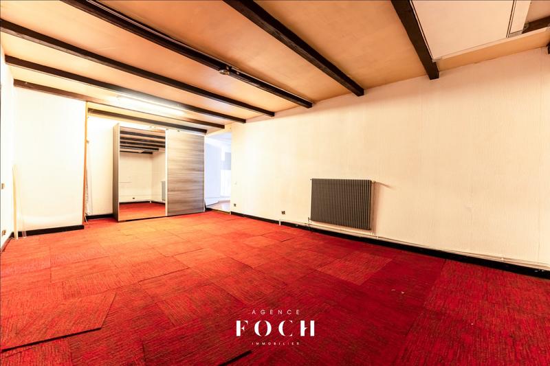 Maison - 185 m² - 7 pièces