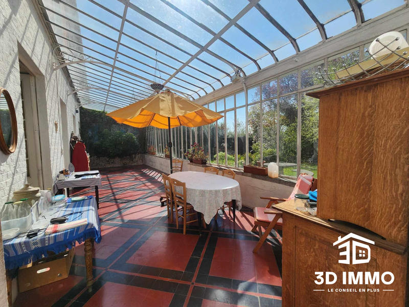 Maison - 210 m² - 6 pièces