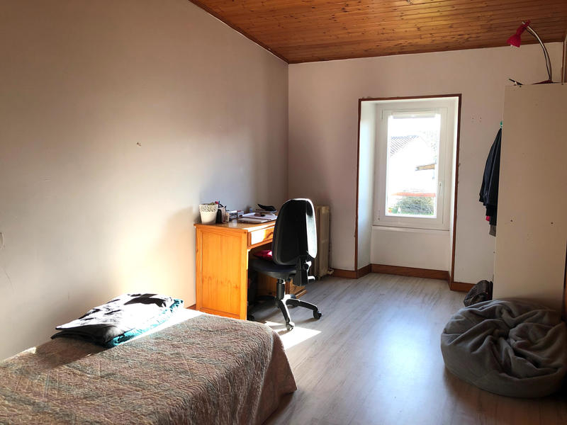 Maison - 205 m² - 9 pièces