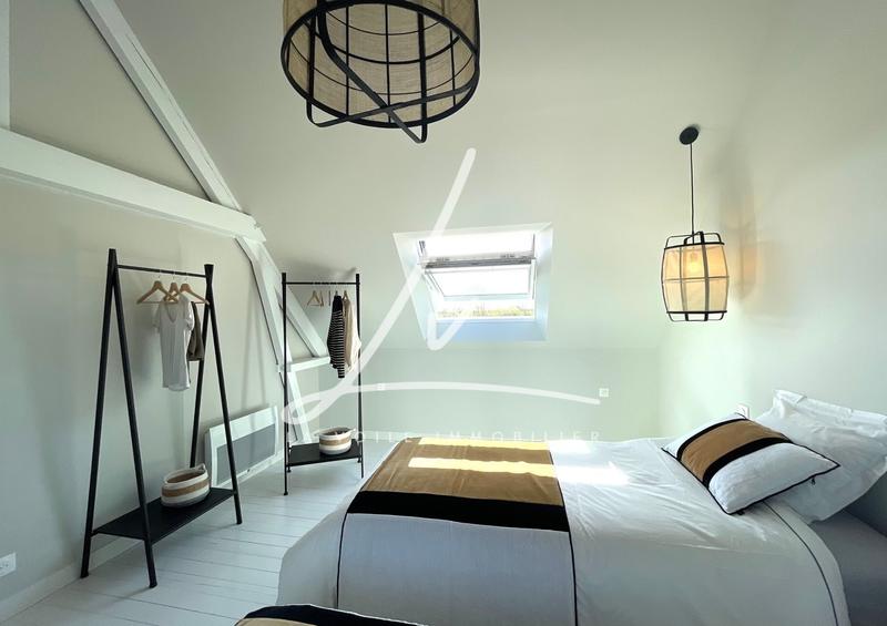 Maison ancienne - 161 m² - 8 pièces