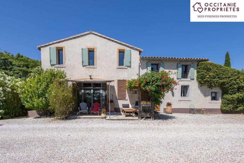 Maison de maîtres - 900 m² - 26 pièces