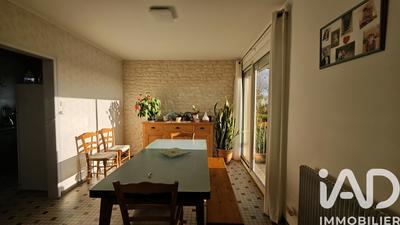 Maison - 151 m² - 8 pièces