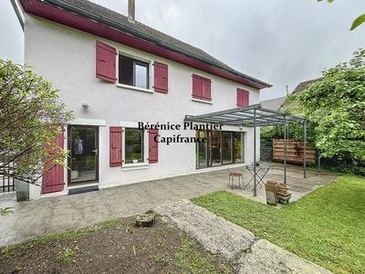 Maison - 143 m² - 5 pièces