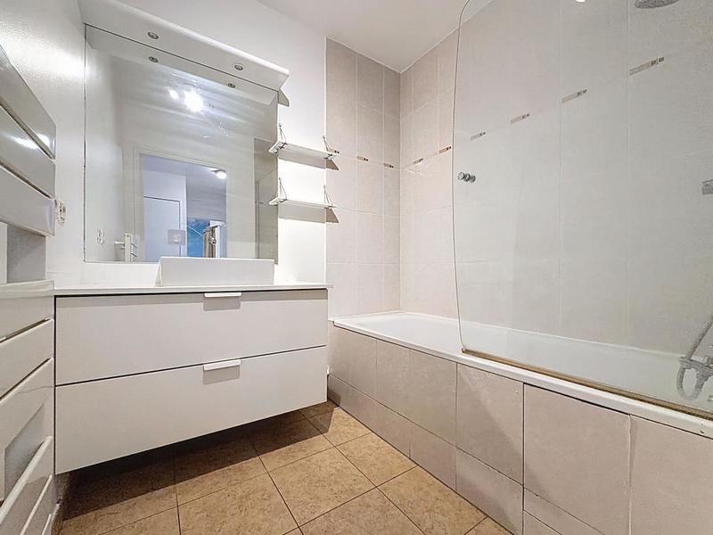 Appartement - 71 m² - 2 pièces