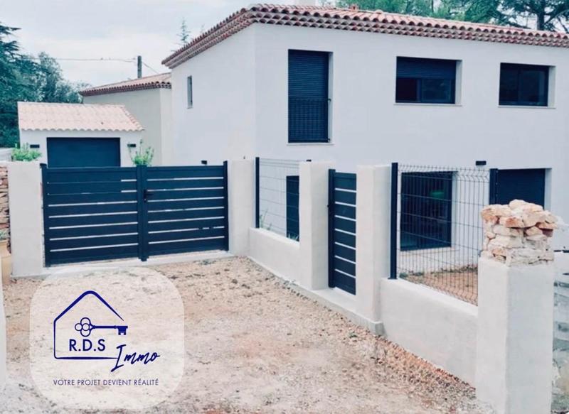 Maison traditionnelle - 140 m² - 6 pièces