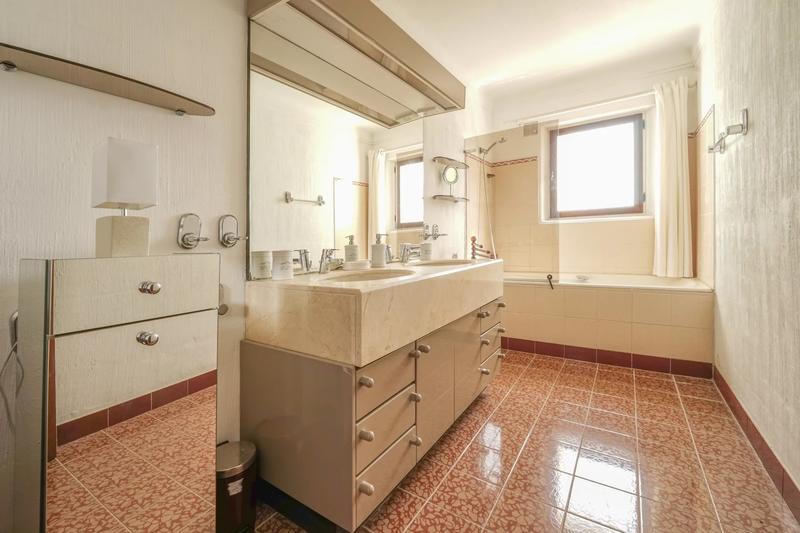 Villa - 204 m² - 7 pièces