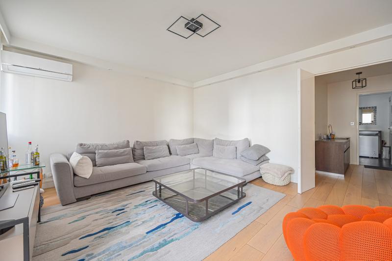 Appartement - 94 m² - 4 pièces