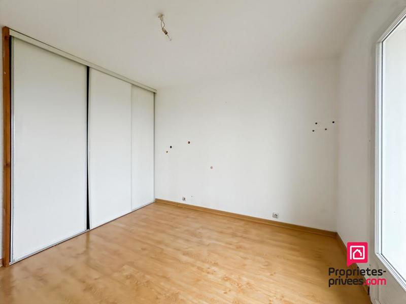 Maison - 99 m² - 5 pièces