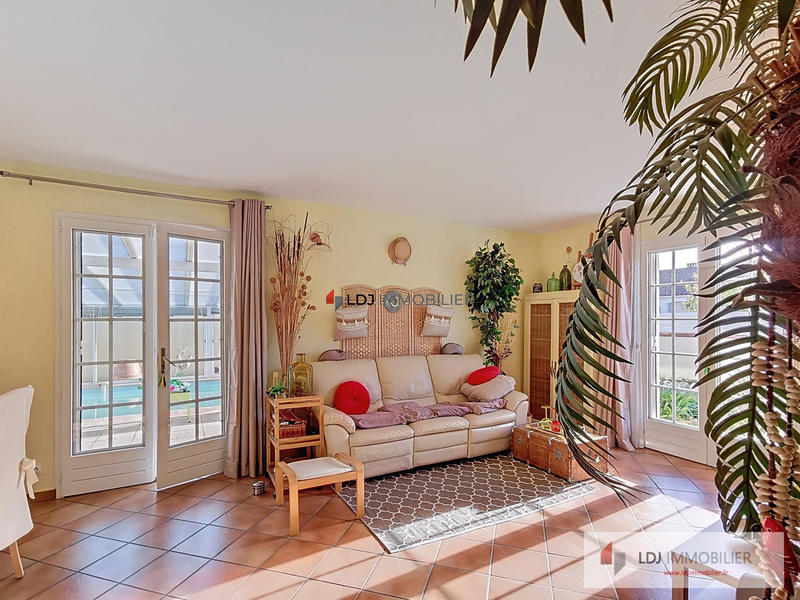 Maison - 95 m² - 4 pièces