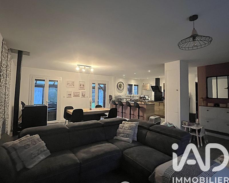 Maison - 97 m² - 4 pièces