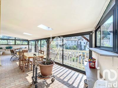 Maison de ville - 204 m² - 9 pièces