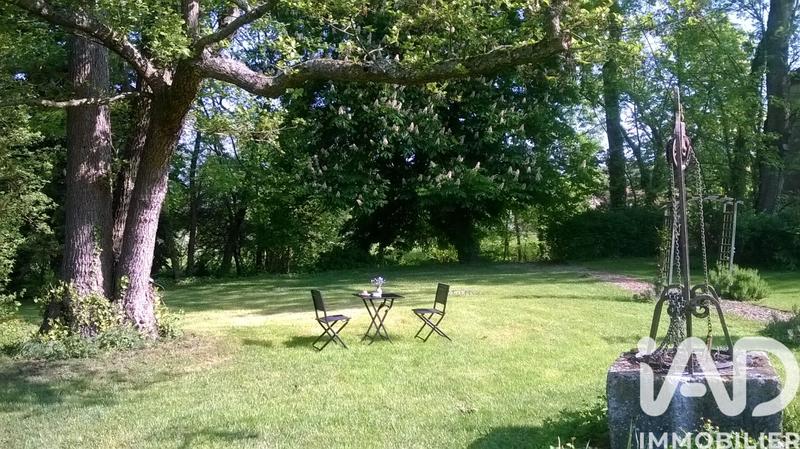 Maison - 214 m² - 6 pièces