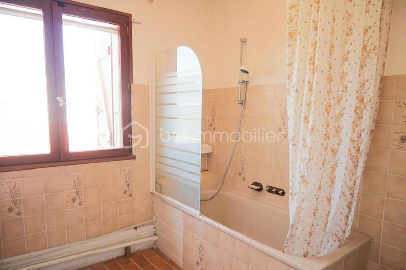 Maison - 122 m² - 7 pièces