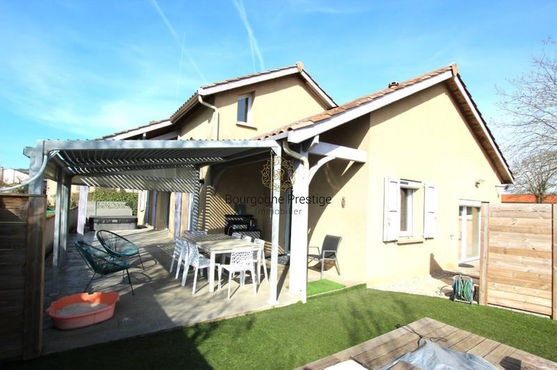 Maison - 135 m² - 5 pièces