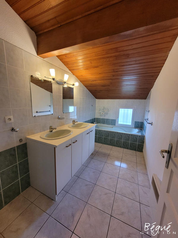 Maison - 139 m² - 5 pièces
