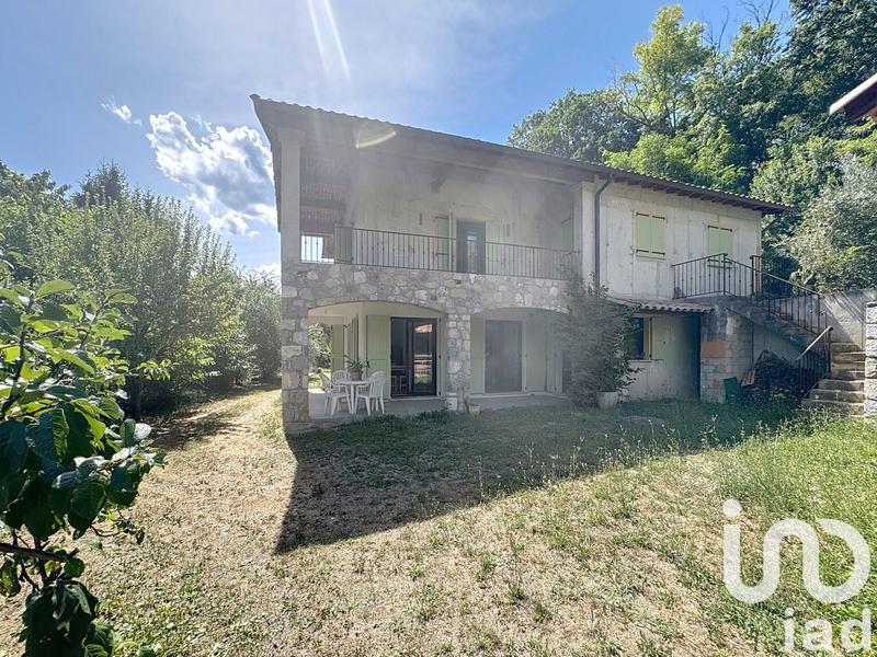 Maison - 183 m² - 5 pièces