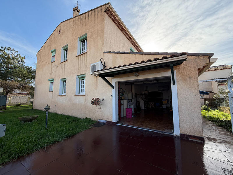 Maison - 162 m² - 6 pièces