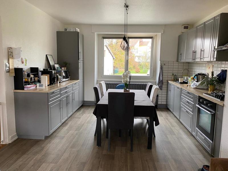 Maison - 243 m² - 6 pièces