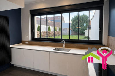 Maison - 230 m² - 6 pièces